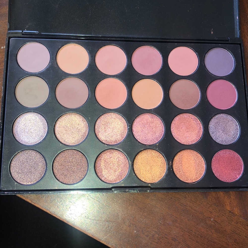 J. Cat Sunset Boulevard palette